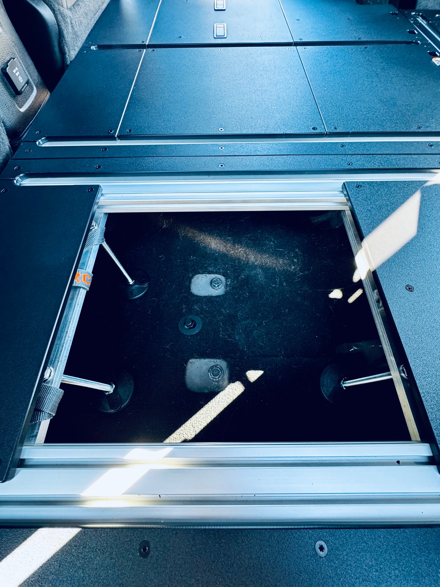 JLU Base Plate System