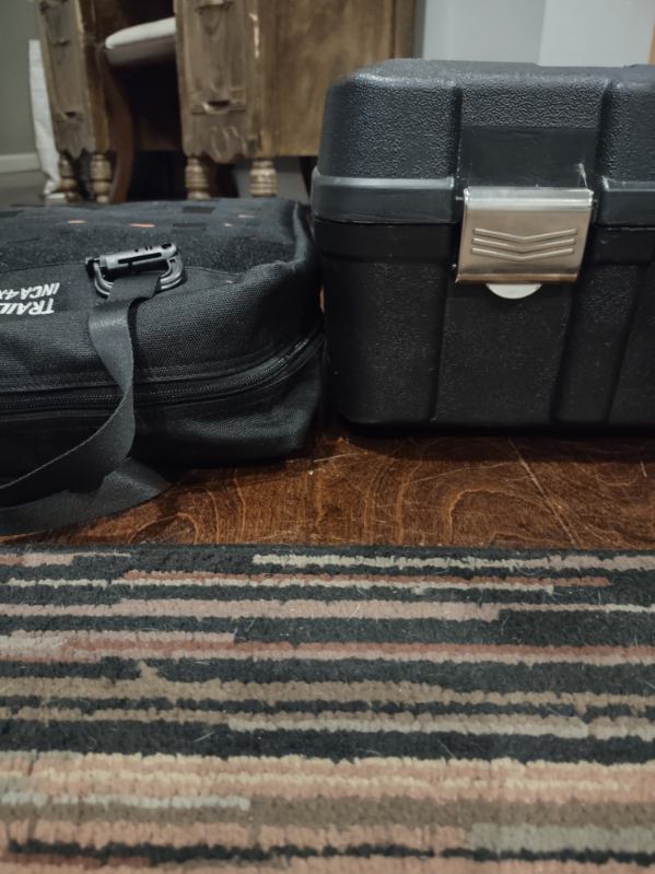 V2 inca4x4 tool briefcase & socket wrench organizer